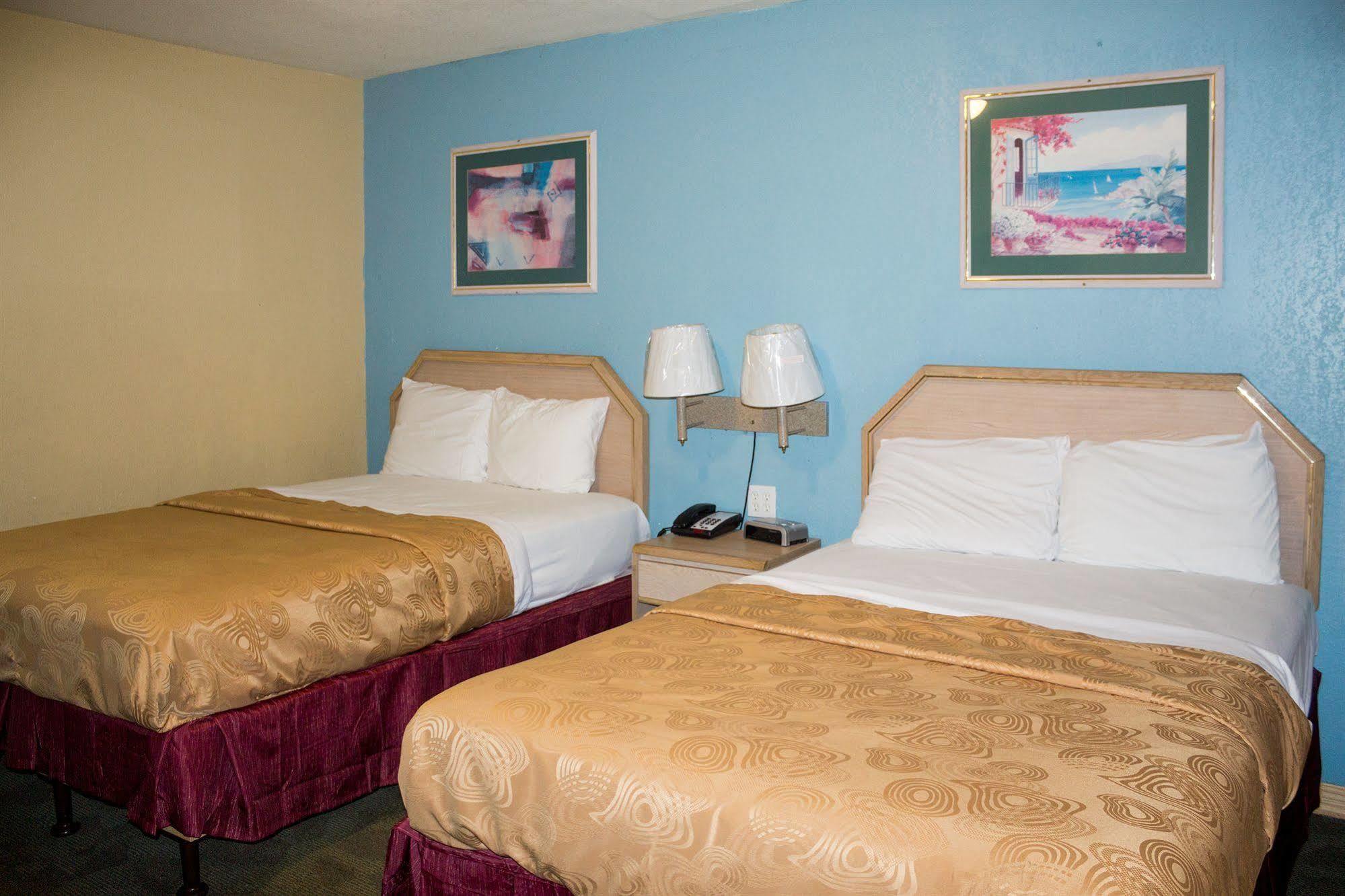 Rodeway Inn Маскоги Экстерьер фото